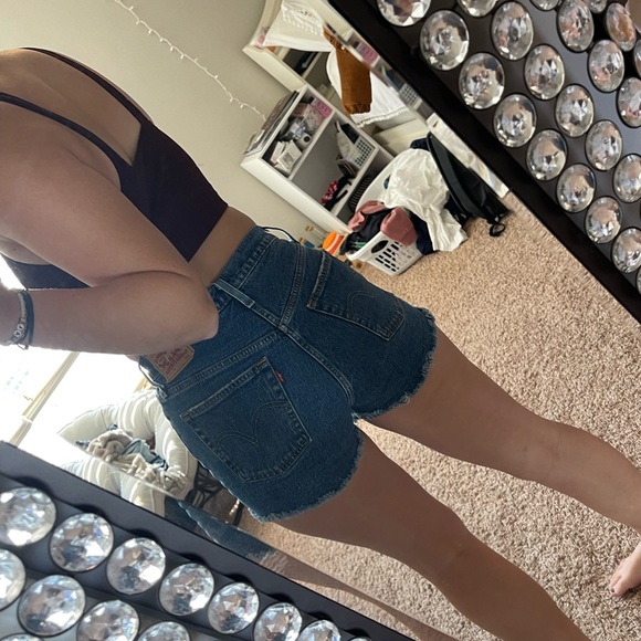 levi’s 501 shorts - Picture 3 of 6